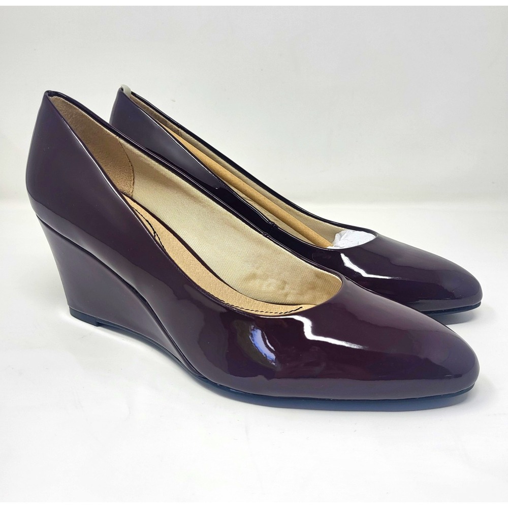 LifeStride Gio Women's Plum Patent 8.5 W Wide Leather Wedge Almond Toe Slip On